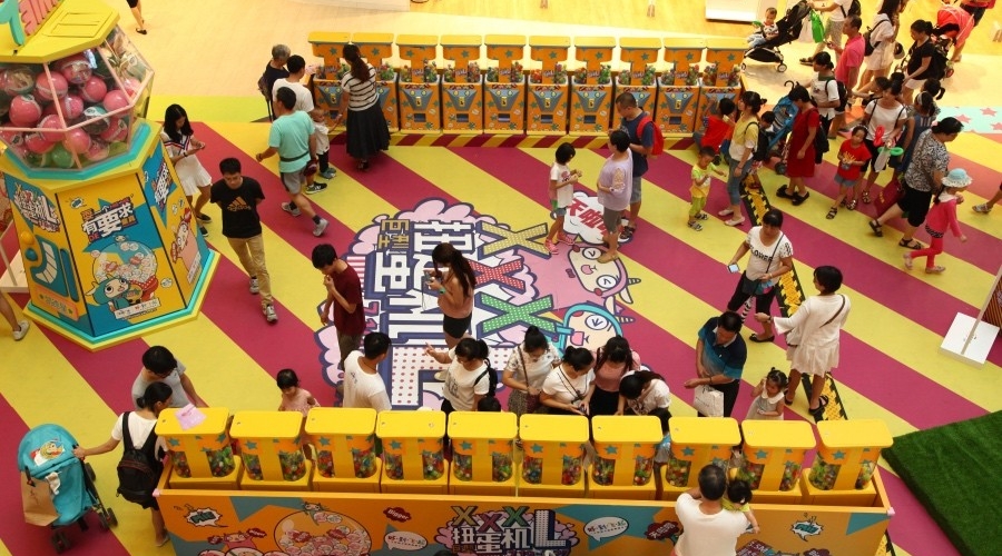 巨型XXXL扭蛋機風騷駕到